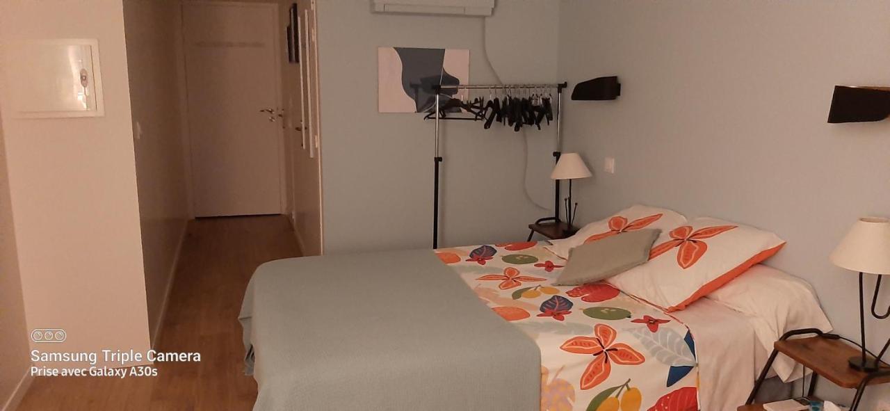 Apartamento La Cigale Et La Fourmi Nimes Exterior foto