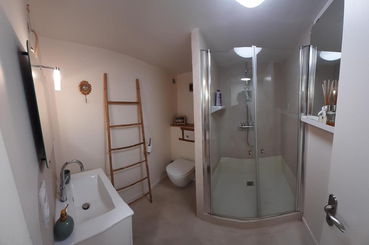 Apartamento La Cigale Et La Fourmi Nimes Exterior foto