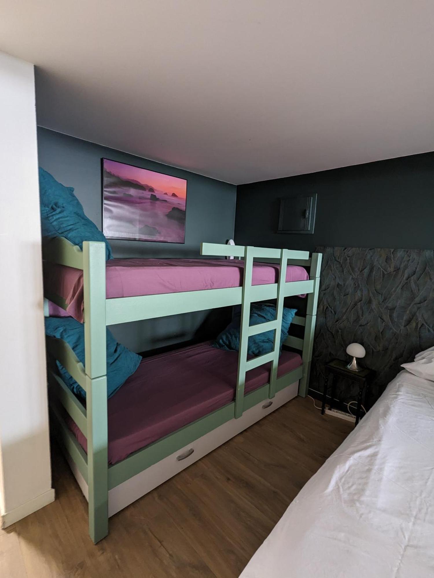 Apartamento La Cigale Et La Fourmi Nimes Exterior foto