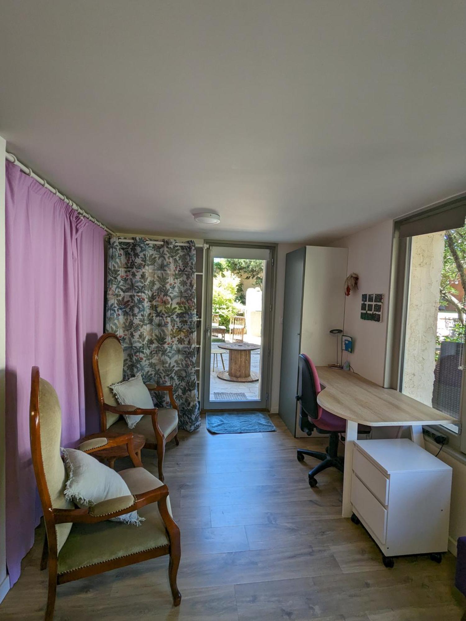 Apartamento La Cigale Et La Fourmi Nimes Exterior foto